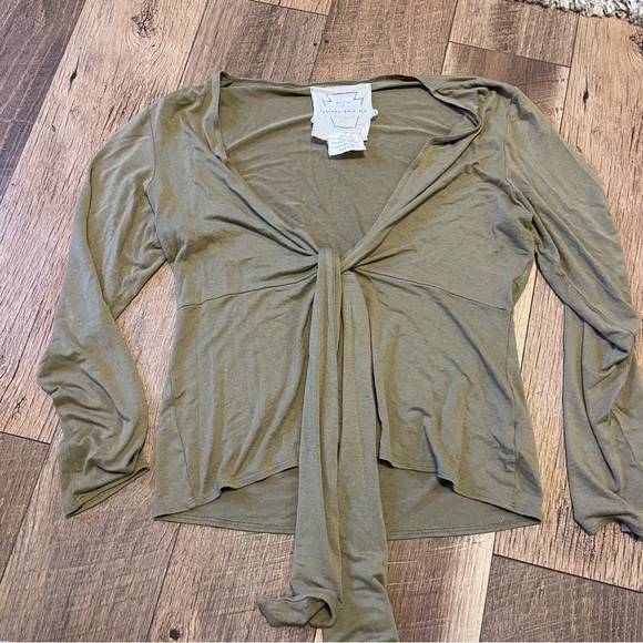 Free People Made in USA Olive Green Flirty Bohemian Low Neck Top K3 - Picture 1 of 2